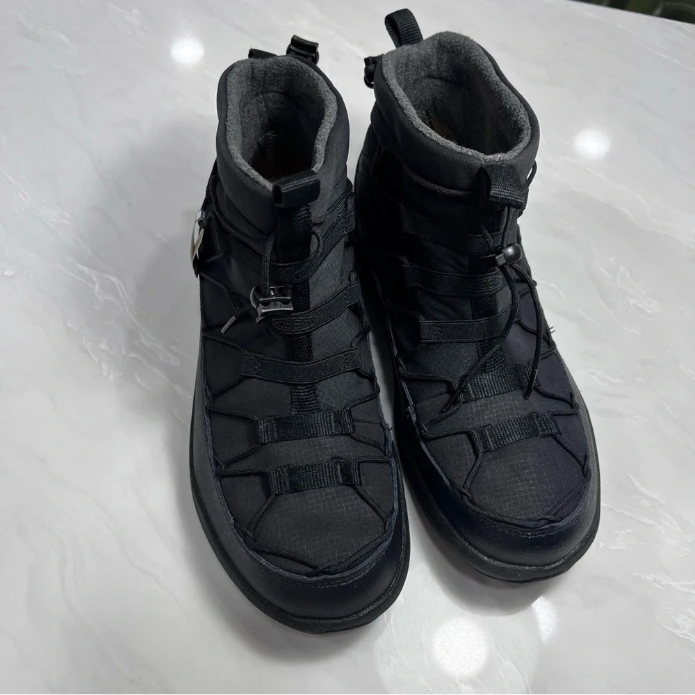 KEEN Men's Uneek SNK Waterproof Winter Chukka Boots SIZE 11 Comfort Lightweight